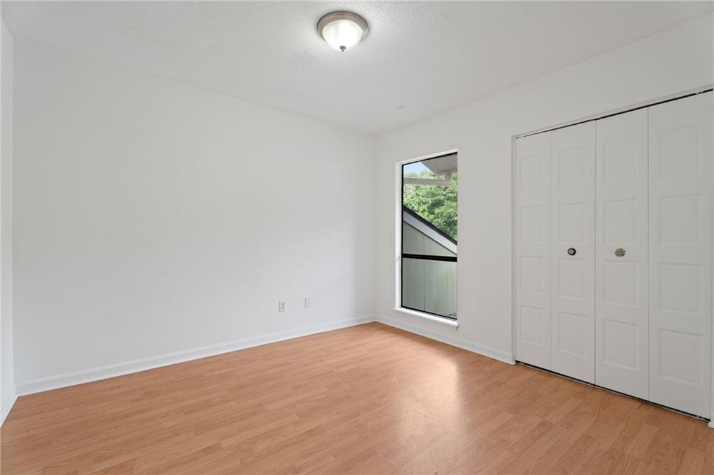 6390 Hawthorne Terrace Property Photo 13