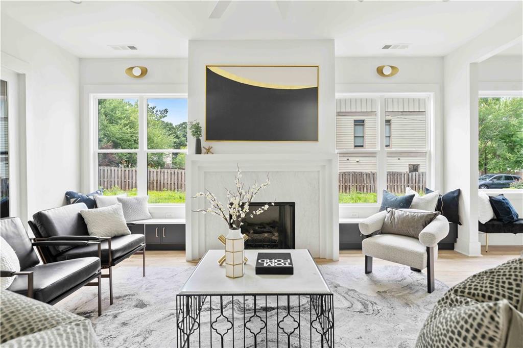 31 Walthall Se Property Photo 11
