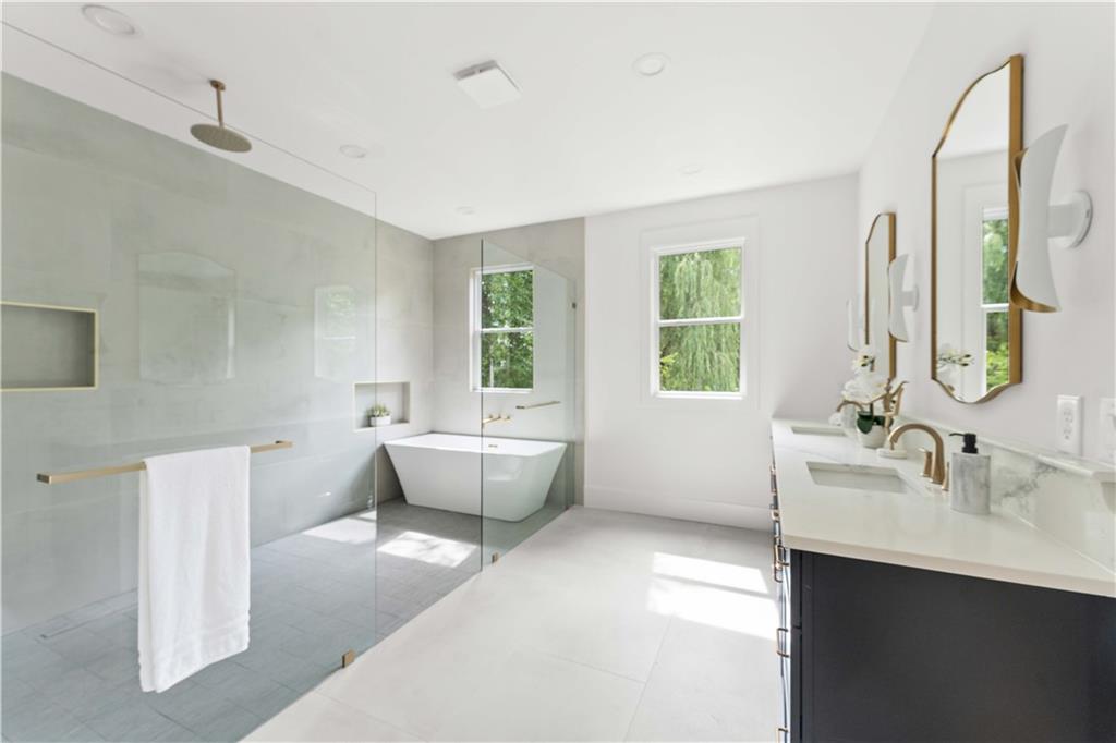 31 Walthall Se Property Photo 24