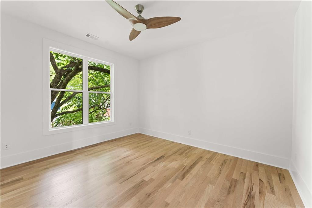 31 Walthall Se Property Photo 32