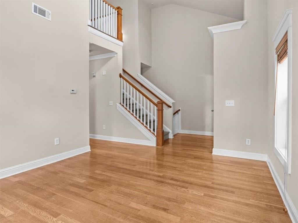 655 Mead Street Se Unit 8 Property Photo 5