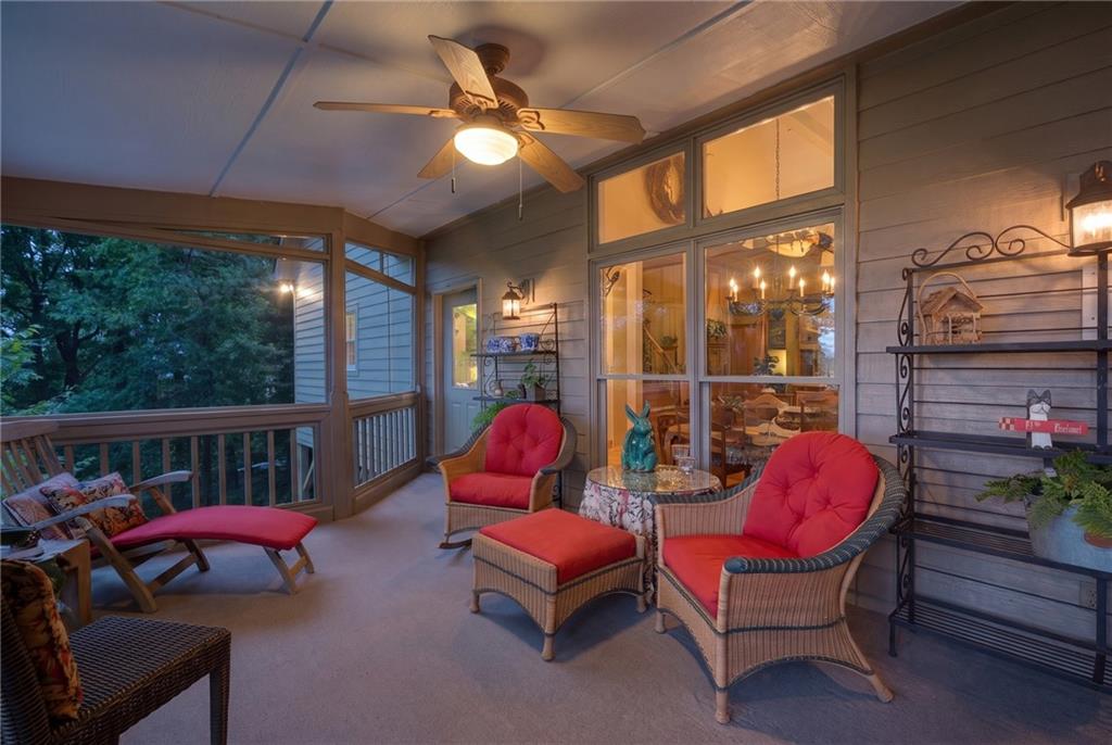1104 Ridgeview Drive Property Photo 6