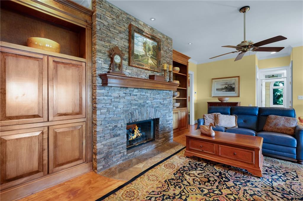 1104 Ridgeview Drive Property Photo 16