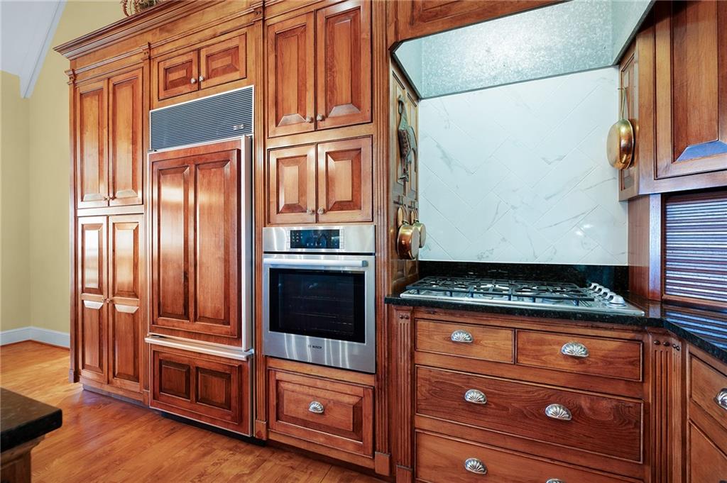 1104 Ridgeview Drive Property Photo 24