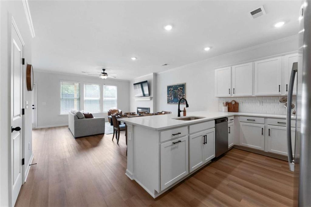 14 Magnolia Boulevard Property Photo 22