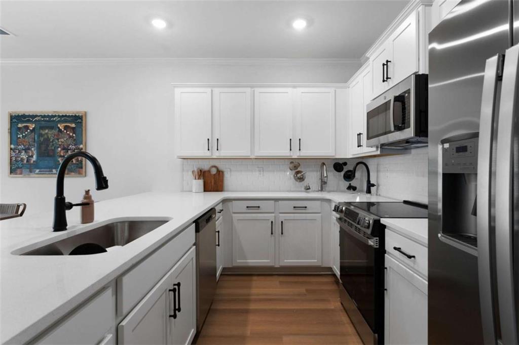 14 Magnolia Boulevard Property Photo 24