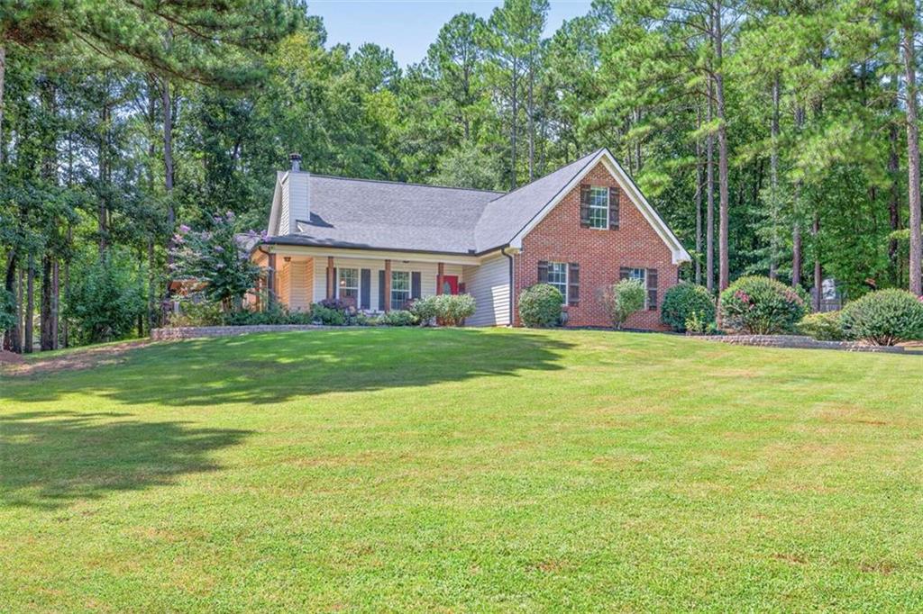 1041 Matthews Way Property Photo 1