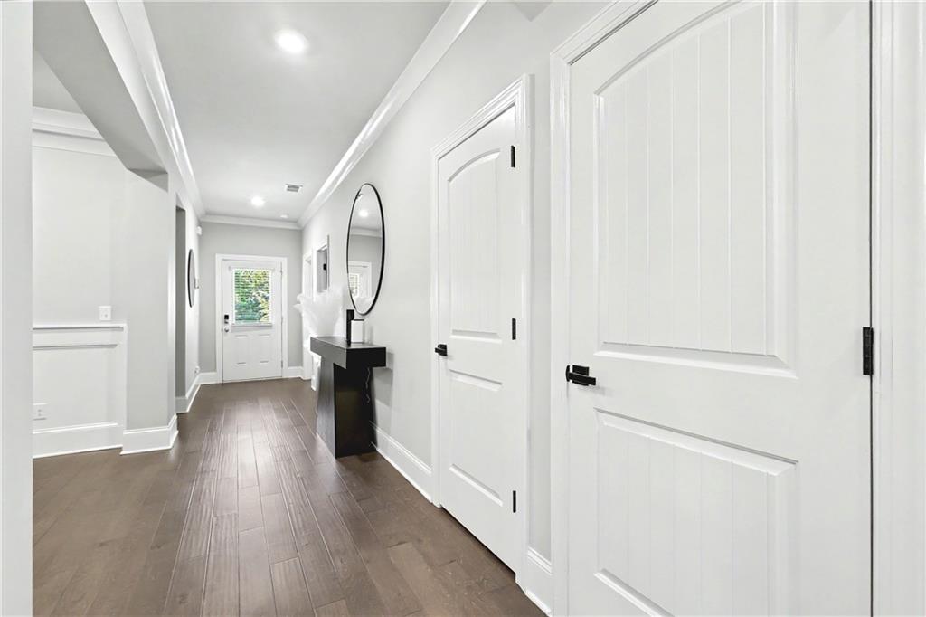 232 Sapphire Street Property Photo 4