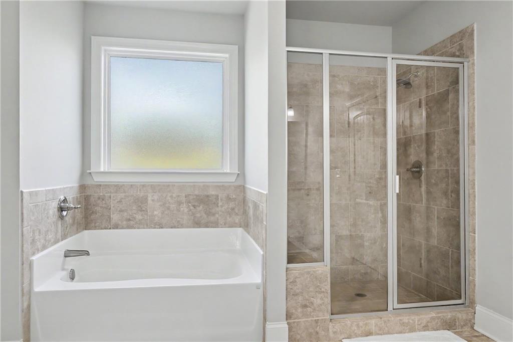 232 Sapphire Street Property Photo 28