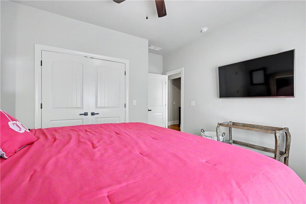 232 Sapphire Street Property Photo 40