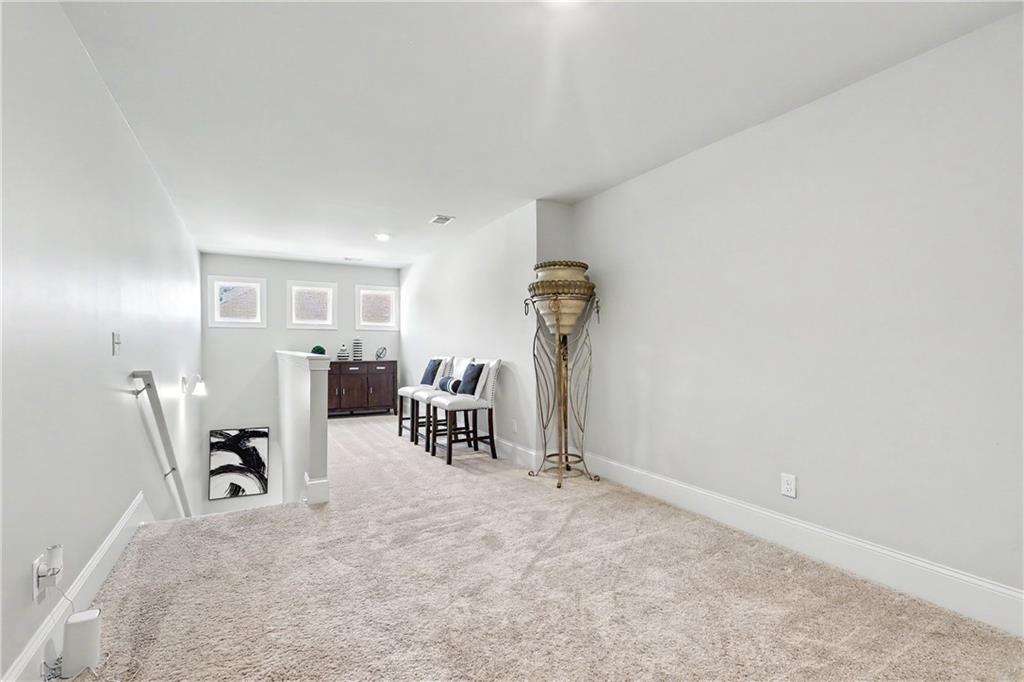 232 Sapphire Street Property Photo 49