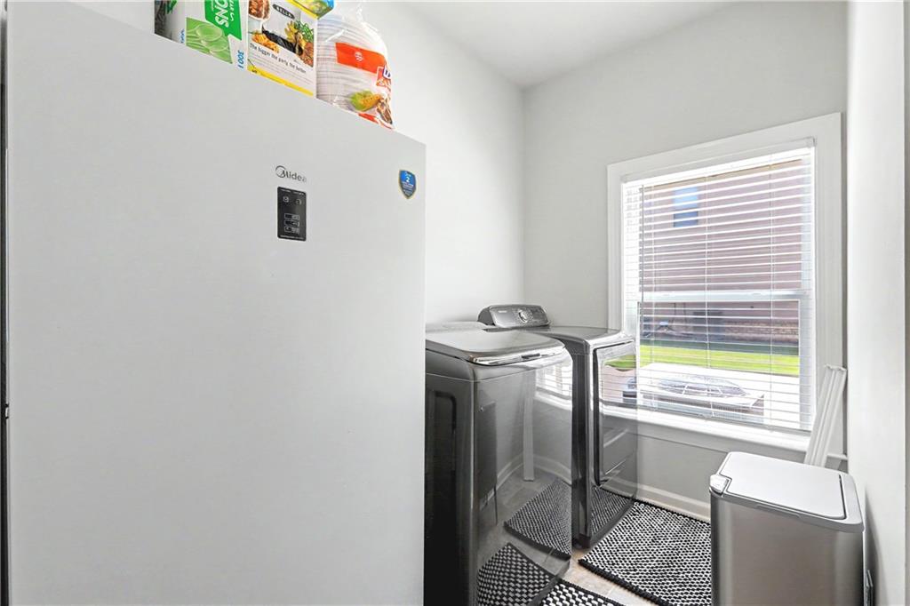 232 Sapphire Street Property Photo 59