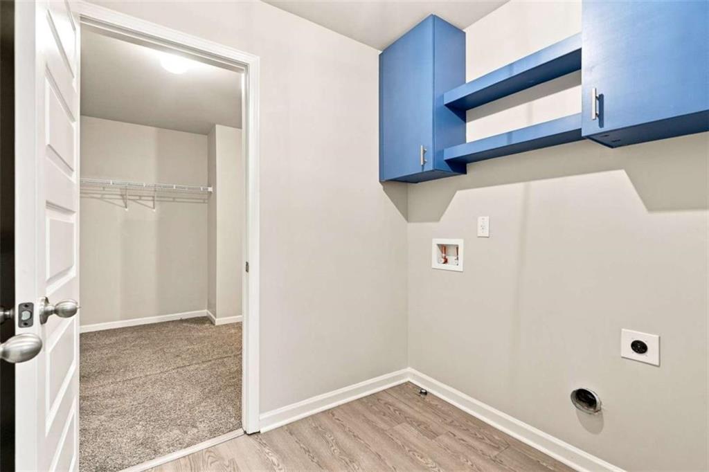 620 Emporia Loop Property Photo 24