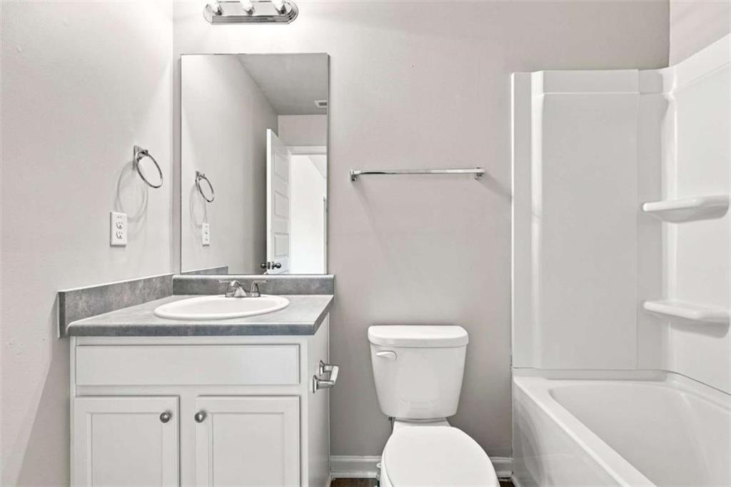 620 Emporia Loop Property Photo 29
