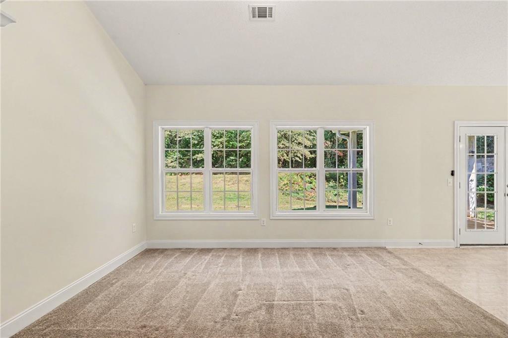 187 Ivey Lake Parkway Property Photo 10