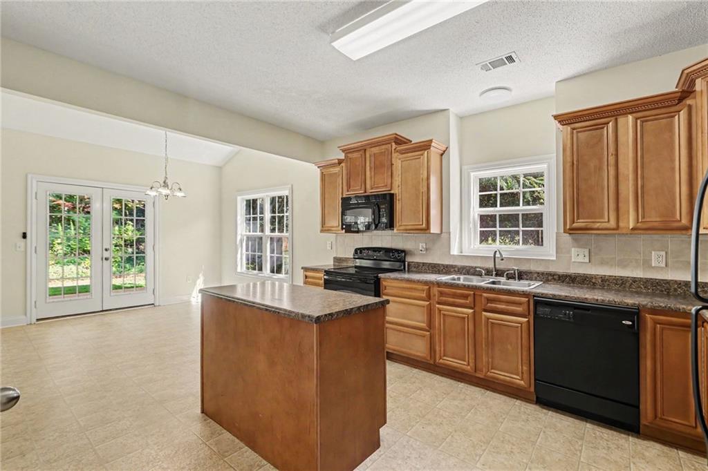 187 Ivey Lake Parkway Property Photo 16