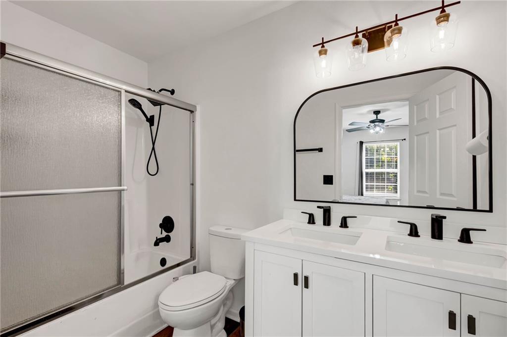 2810 Imperial Drive Property Photo 13