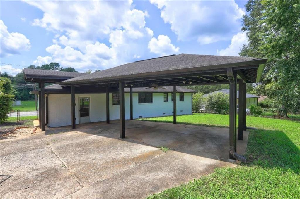 970 Oglethorpe Avenue Property Photo 3