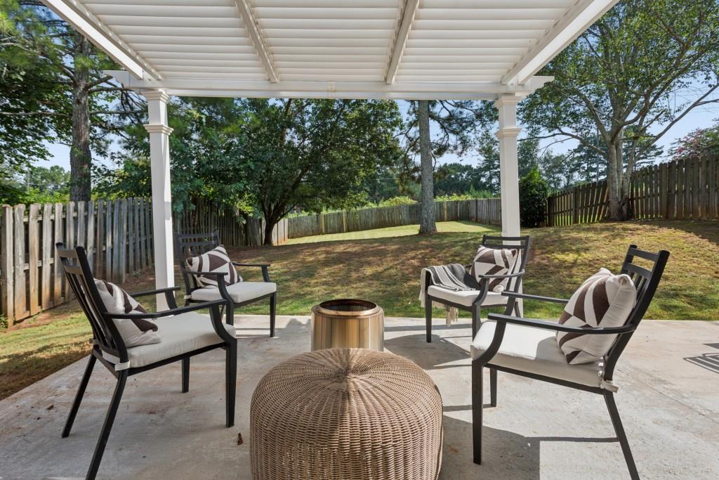 1418 Glenover Circle Property Photo 6