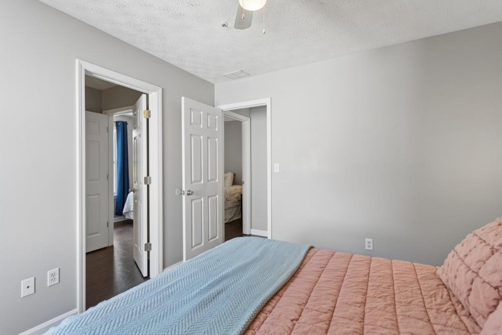 1418 Glenover Circle Property Photo 32