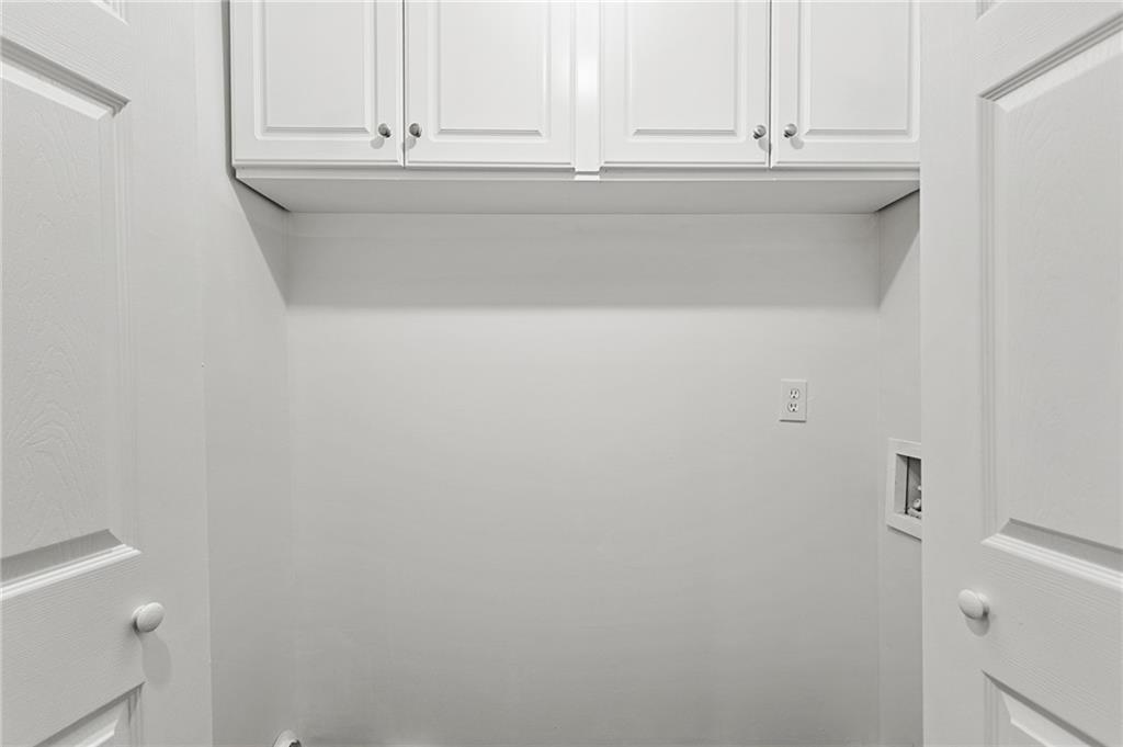 3655 Habersham Road Ne Unit B236 Property Photo 10