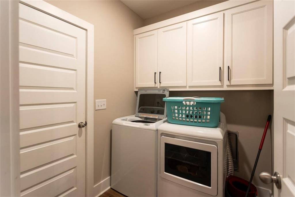 301 Savannah Drive Property Photo 17