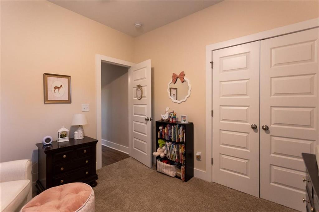 301 Savannah Drive Property Photo 20