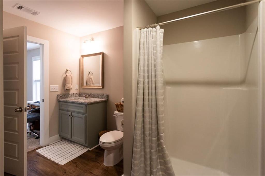 301 Savannah Drive Property Photo 27