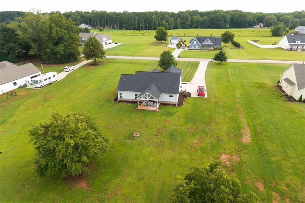 301 Savannah Drive Property Photo 40