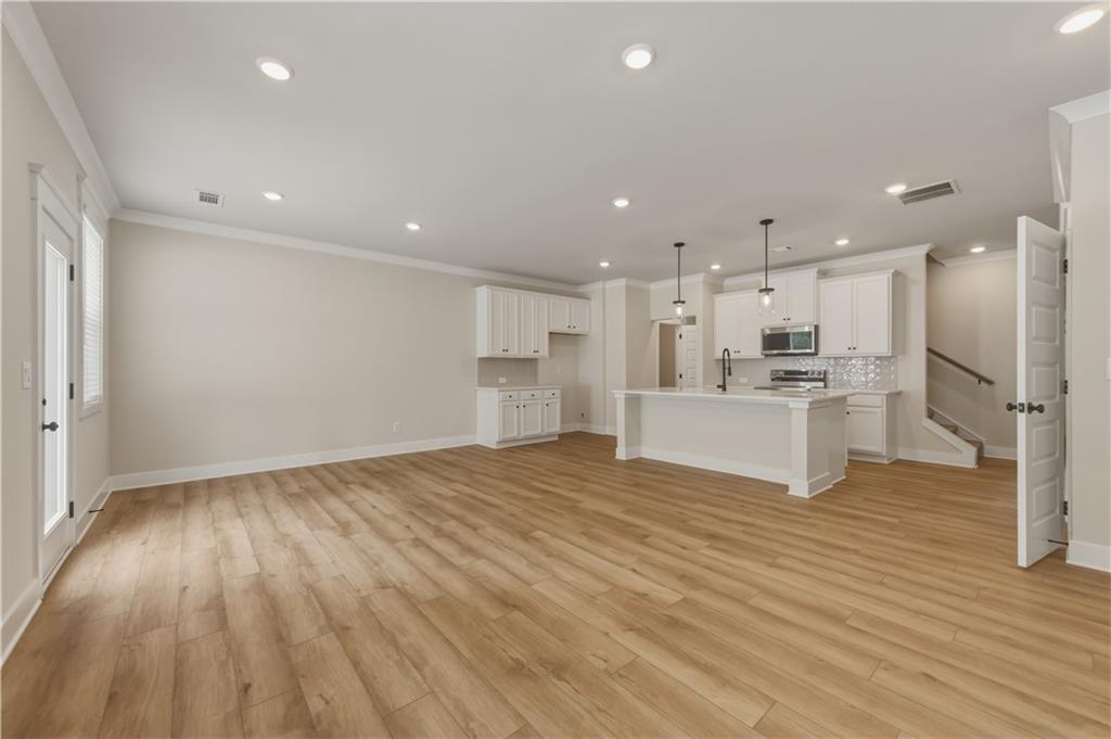 7824578 Property Photo 6