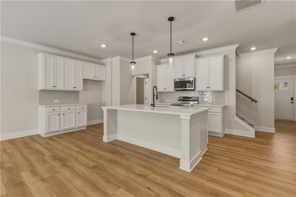7824578 Property Photo 9