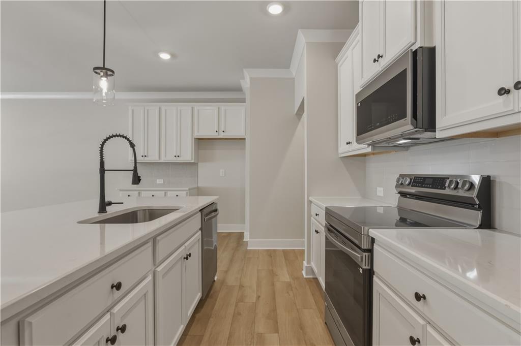 7824578 Property Photo 12
