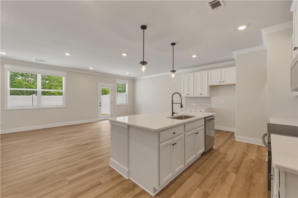 7824578 Property Photo 14