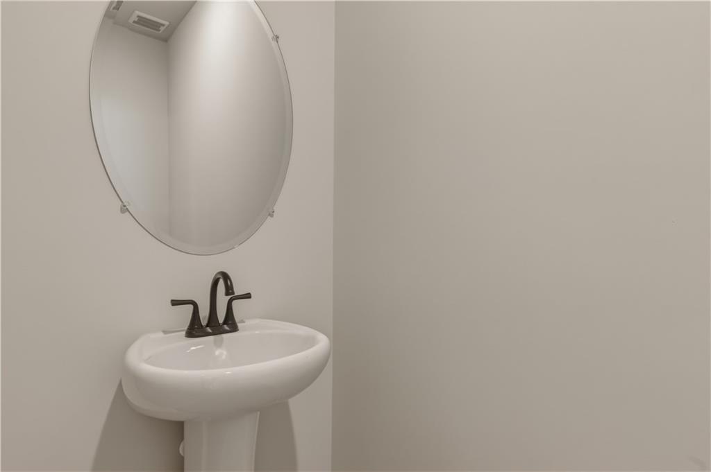 7824578 Property Photo 17