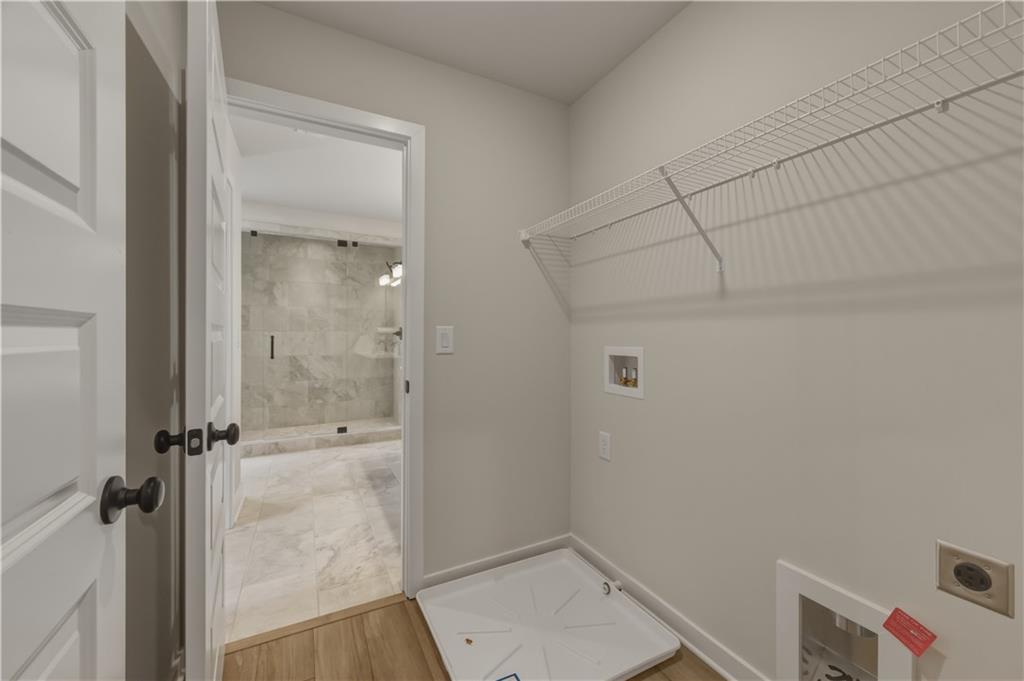 7824578 Property Photo 18