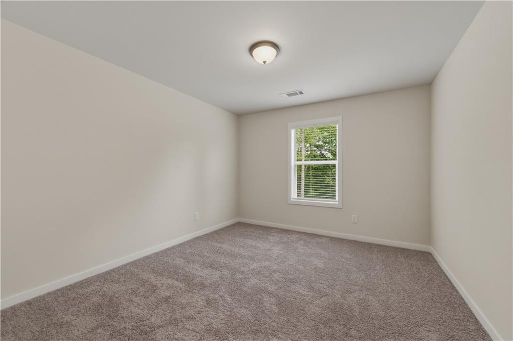7824578 Property Photo 23