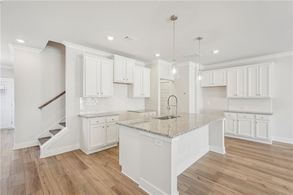 7824591 Property Photo 8