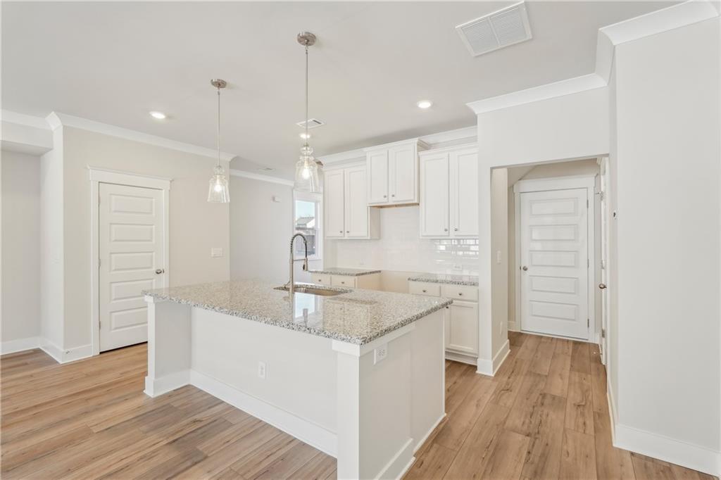 7824591 Property Photo 12