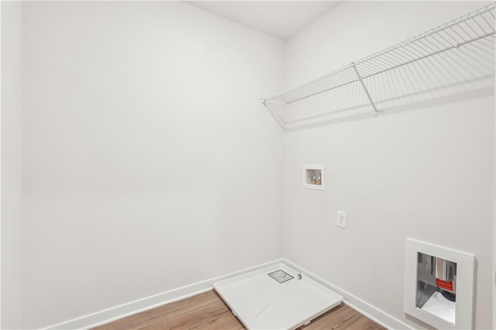 7824591 Property Photo 19
