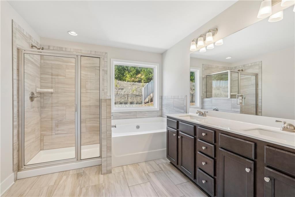 7824591 Property Photo 25