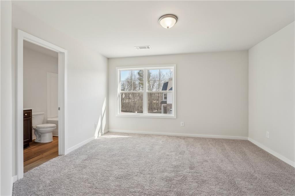 7824591 Property Photo 31
