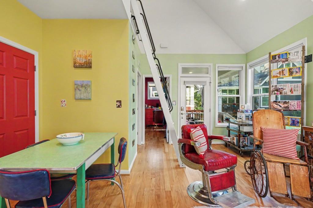 1178 Vaughan Street Property Photo 14