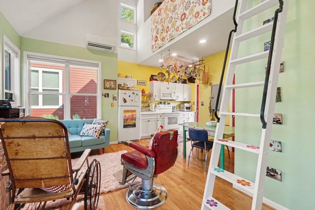 1178 Vaughan Street Property Photo 45