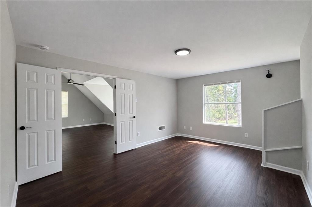 5356 Biffle Road Property Photo 3