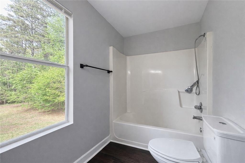 5356 Biffle Road Property Photo 6