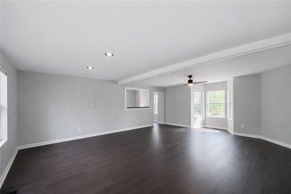 5356 Biffle Road Property Photo 10