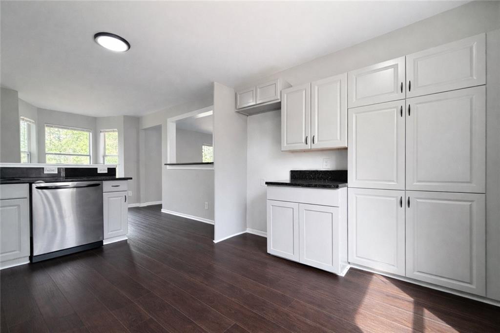 5356 Biffle Road Property Photo 12
