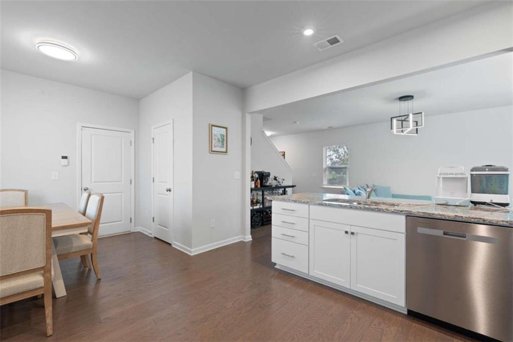 408 Paulownia Circle Property Photo 34