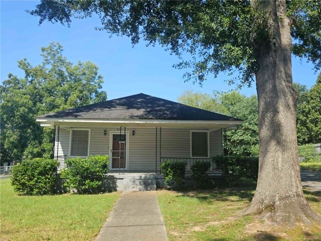 428 Line Street Property Photo 1