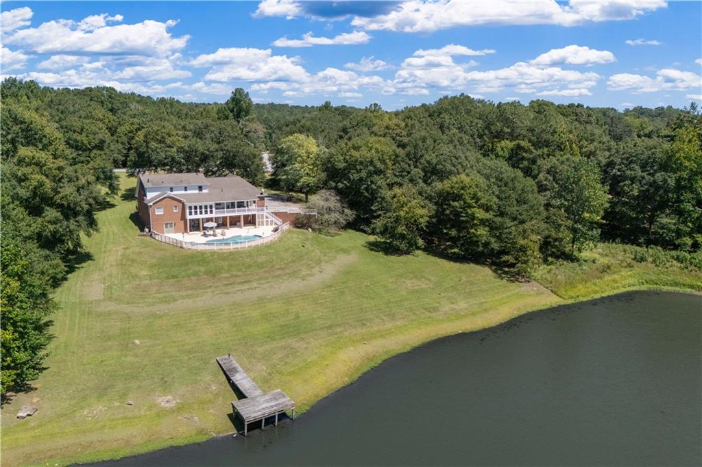 245 Pine Knott Road Property Photo 1